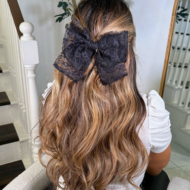 Classy lace bow-Black